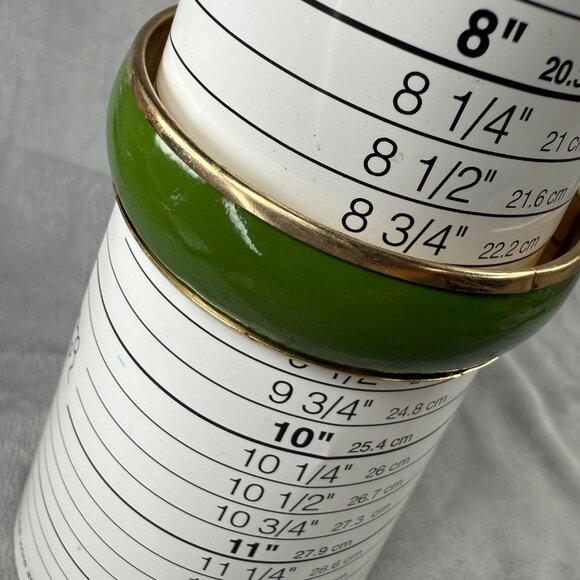 Vintage Gold-Tone & Green Enamel Slip on Bangle Bracelet Women Larger Size - Picture 16 of 16